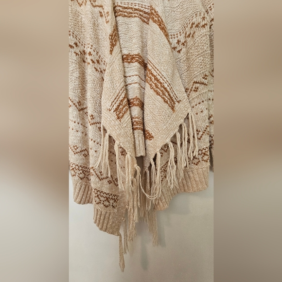 Old Navy Sweaters Fringed Cotton Blend Southwestern Boho Waterfall Cream Size L - Picture 2 of 8
